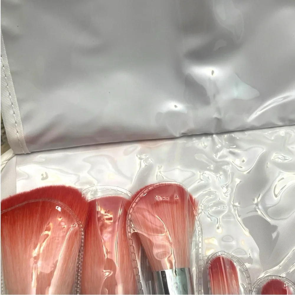 New In Packaging Mica Beauty Deluxe Cosmetics 10 Makeup Brush Travel Case Set
